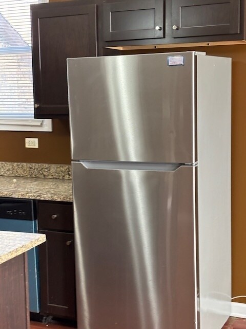 Building Photo - 1500 E 73rd St