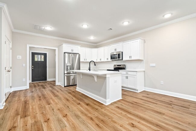 Building Photo - 1ST MONTH FREE!!