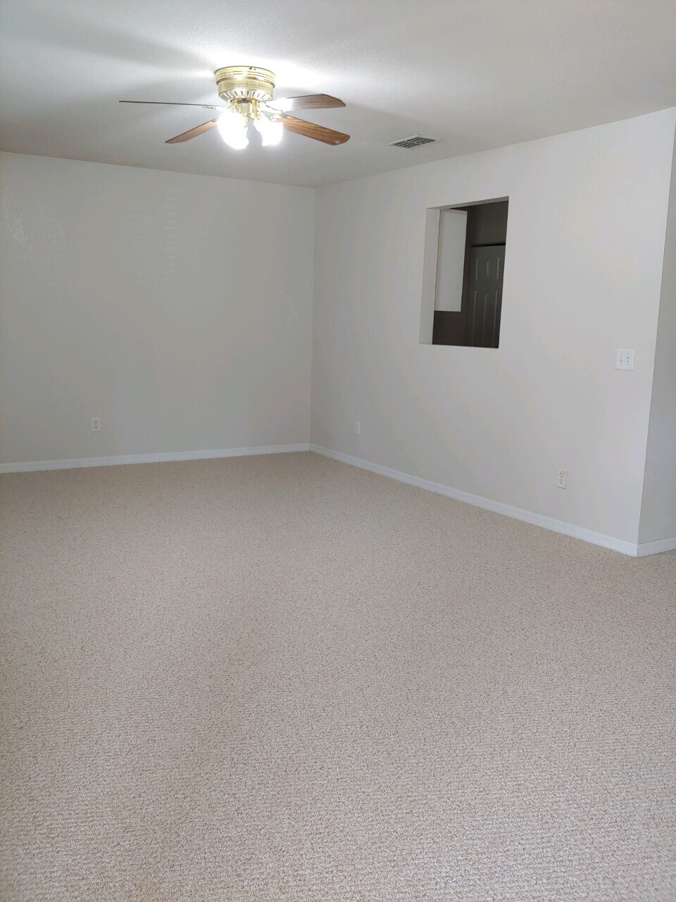 Building Photo - 1163 N Lion Cub Pt