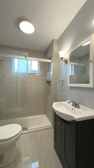 Building Photo - 62 Billings Ave