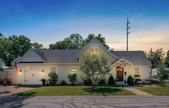 Building Photo - 814 Locust St