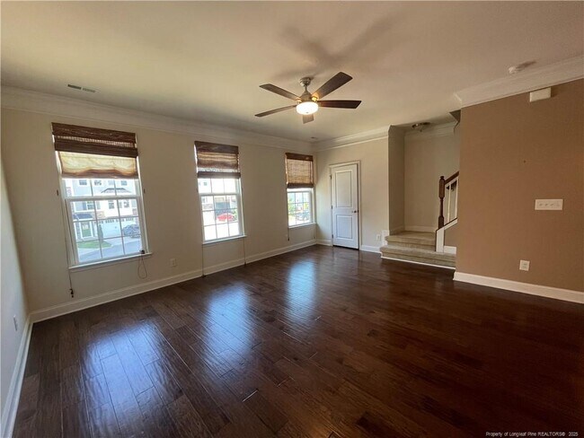 Building Photo - 1112 Boxcar Way
