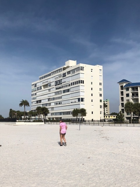 Building Photo - 7000 Beach Plaza