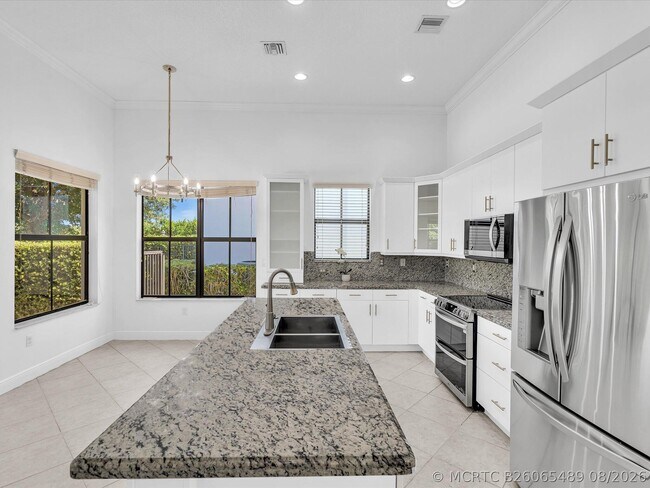 Building Photo - 2680 NW 84th Way