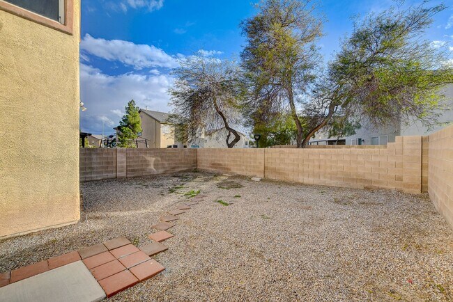 Building Photo - Totally Updated Solar Powered 4 Bedroom! Bedroom and Bath Downstairs!