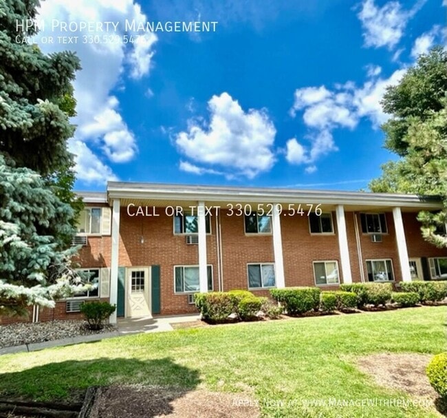 Building Photo - 20604 Lorain Rd