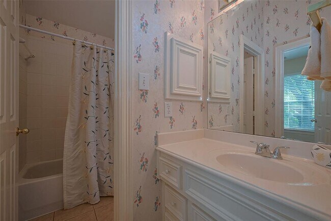 Building Photo - 4707 Gladesdale Park Ln