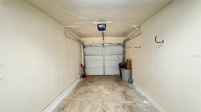 Building Photo - 7733 Fox Knoll Pl