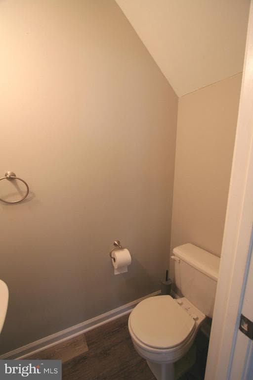 Building Photo - 6233 Sandpiper Ct