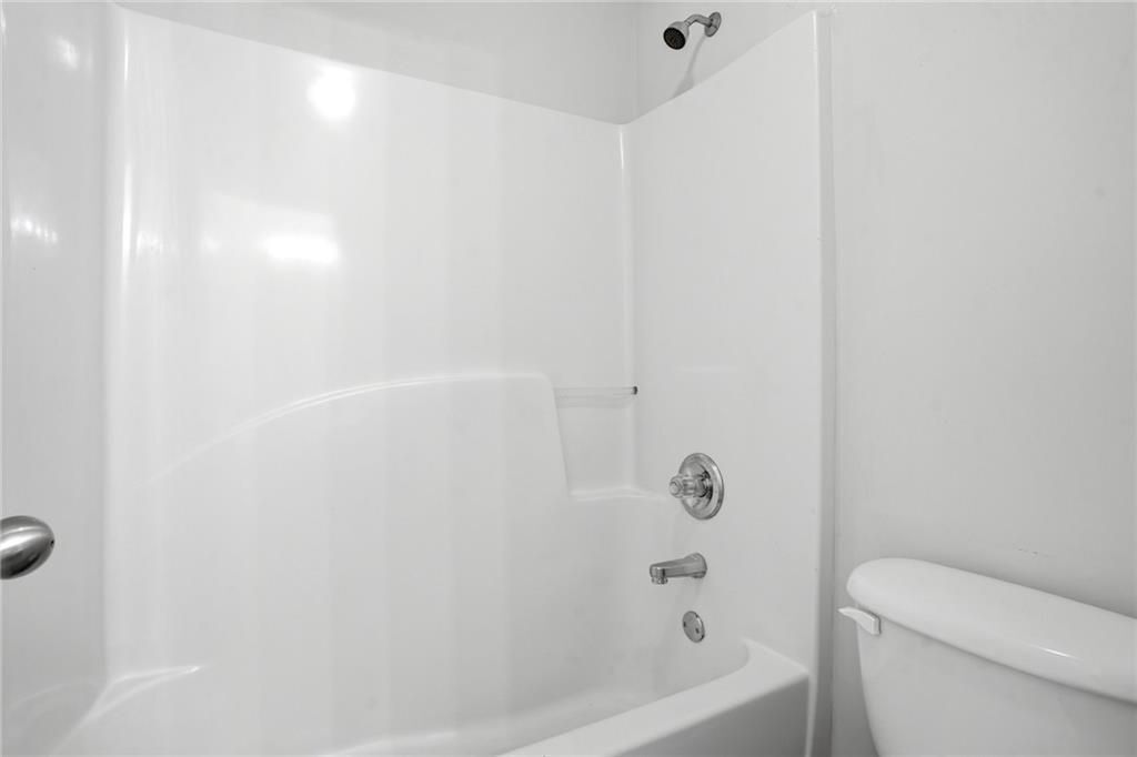 Building Photo - 2555 Flat Shoals Rd