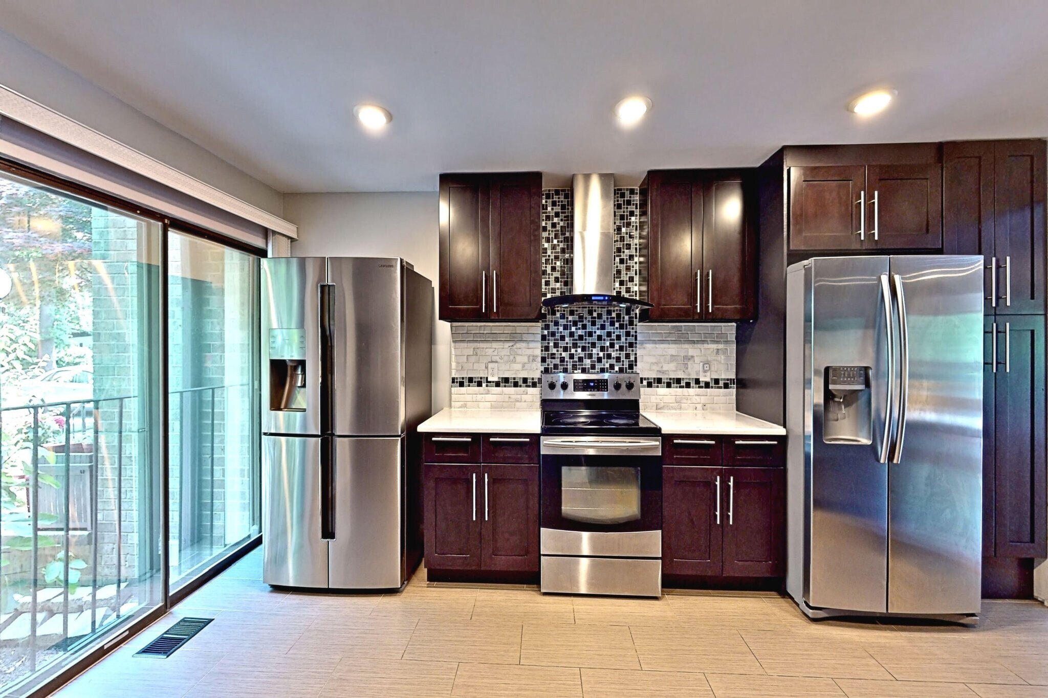 Building Photo - 4912 Herkimer St