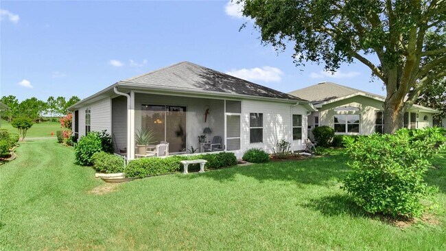 Building Photo - 5316 Sir Churchill Dr