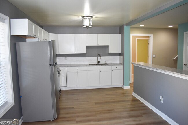 Building Photo - 3445 Anneewakee Falls Pkwy