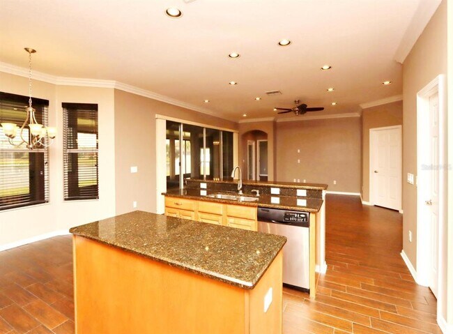 Building Photo - 13714 Artesa Bell Dr