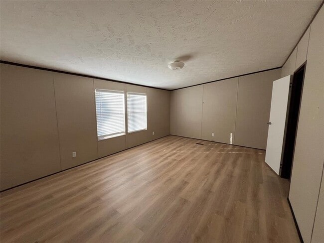 Building Photo - 119 Cam. de Agua