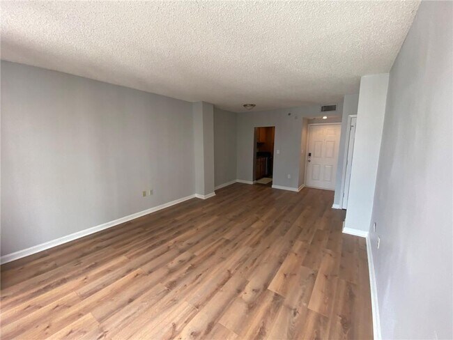 Building Photo - 1280 W Peachtree St NW