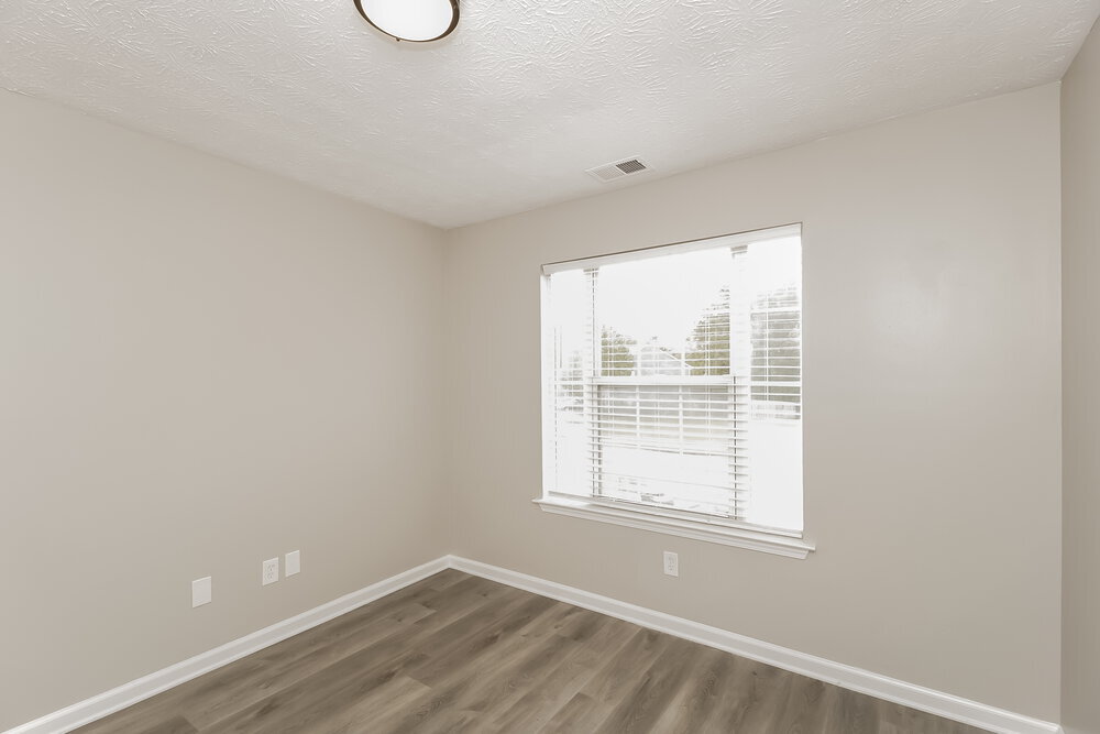 Building Photo - 2910 Water Lily Ct