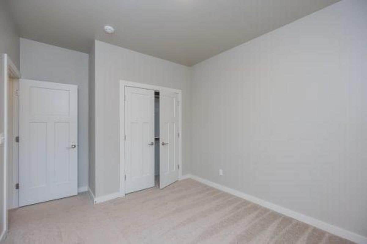 Building Photo - 512 NW 179th Cir