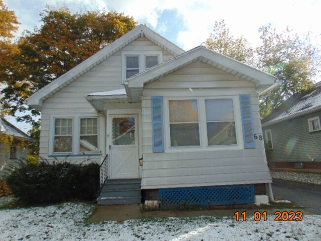 Primary Photo - 3 Bed/ 1 Bath Full House Available Now!