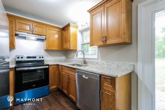 Building Photo - 1358 Stoneham Ct