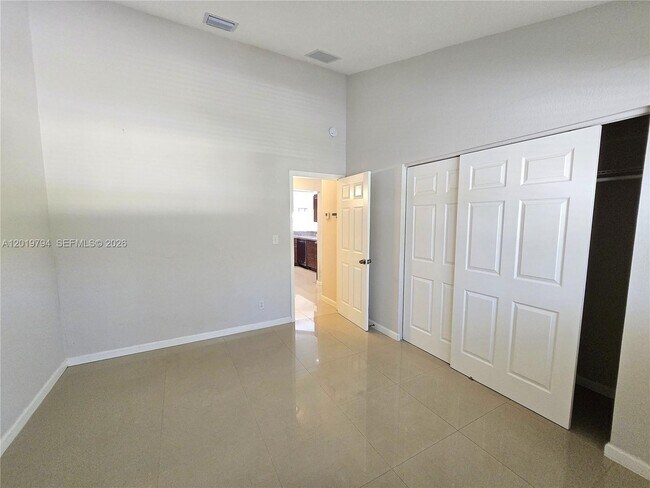 Building Photo - 3457 NW 44th St