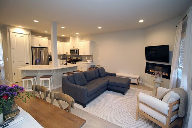 Building Photo - New Construction 3 Bedroom Townhome at Ple...