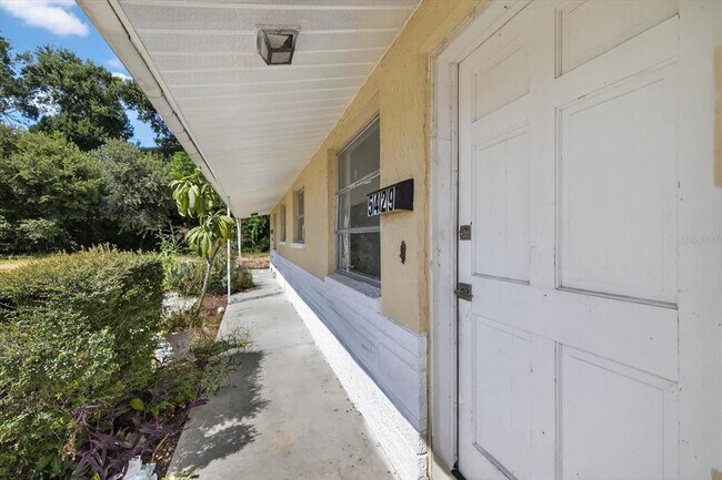 Building Photo - 5409 Oceanic Rd