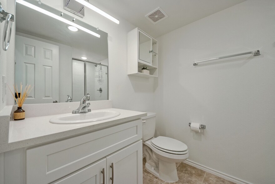 Building Photo - 11234 Park Central Pl