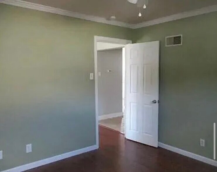 Building Photo - 7737 Clevedon St