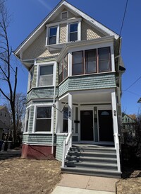 Building Photo - 96 Brownell St