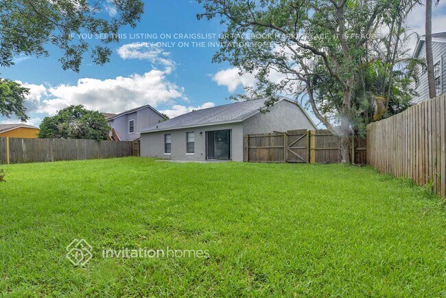 Building Photo - 1042 Covington St