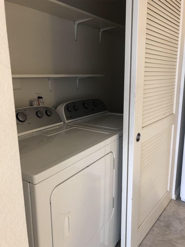 Building Photo - 91-1010-1010 Mikohu St