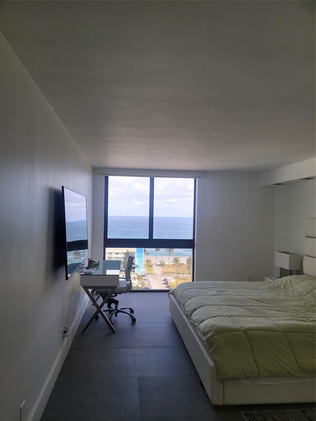 Building Photo - 1500 S Ocean Dr