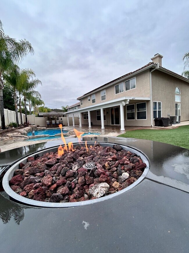 Building Photo - Murrieta Entertainer’s Dream Home for Lease!