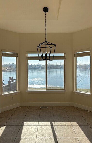 Building Photo - 228 E Delgada Ln