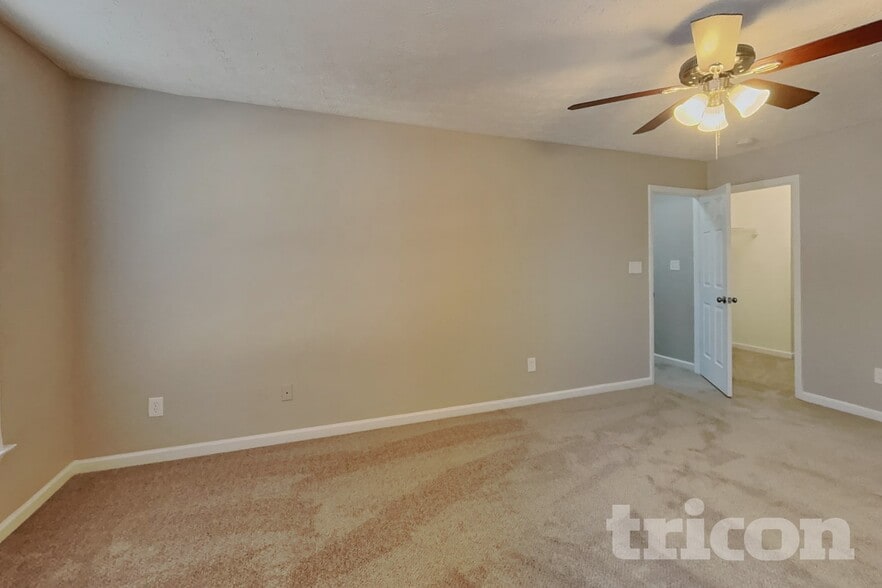 Building Photo - 3328 Neptune Dr