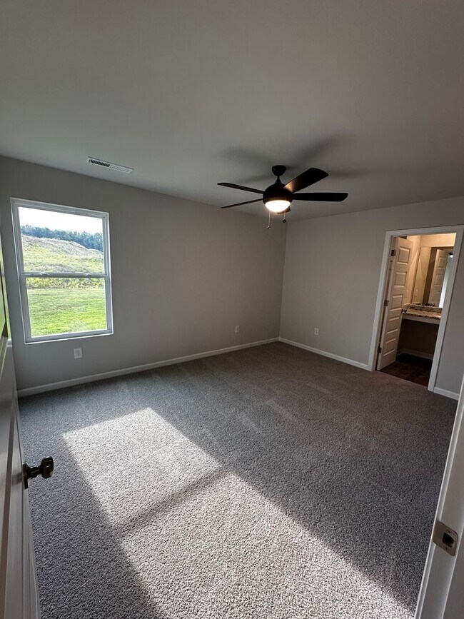 Building Photo - 2025 Home for Rent!
