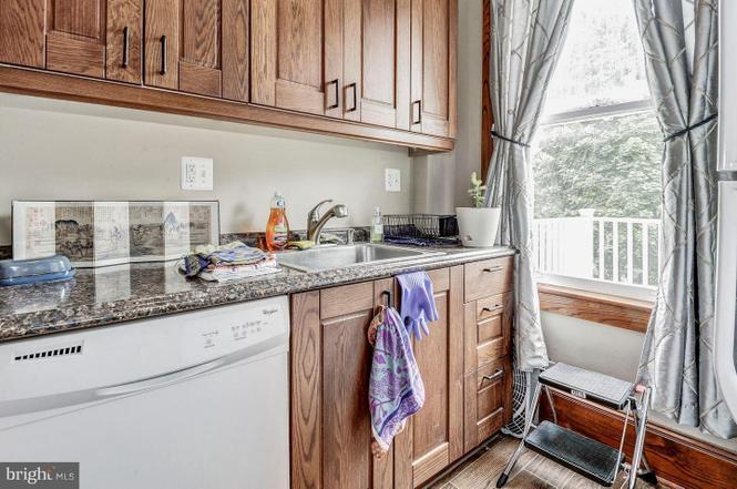 Building Photo - 1933 Park Rd NW