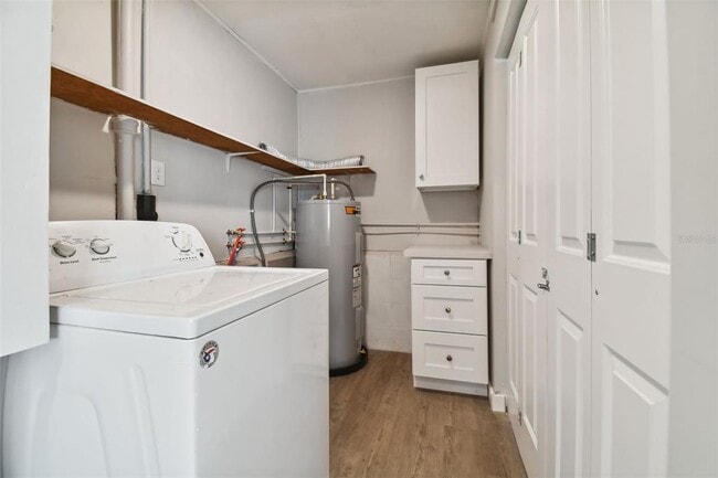 Building Photo - 535 W Palmeden Dr