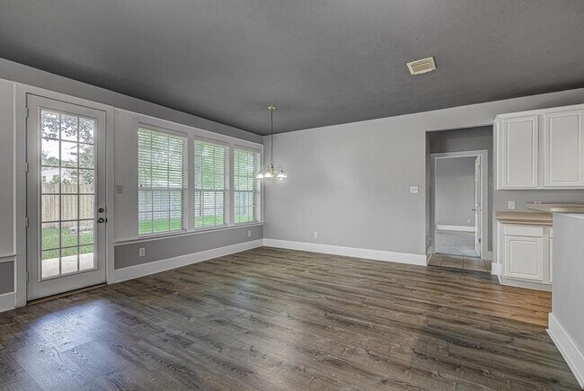Building Photo - 16806 Ivy Wild Ln