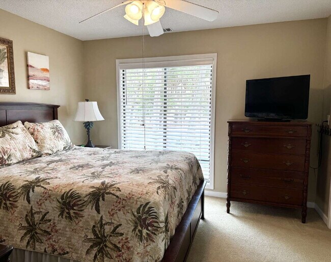 Building Photo - Furnished Moss Creek Golf Cottage