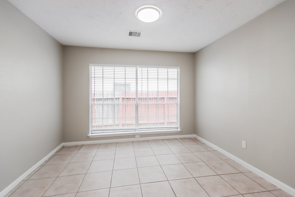 Building Photo - 5414 Garden Village Dr