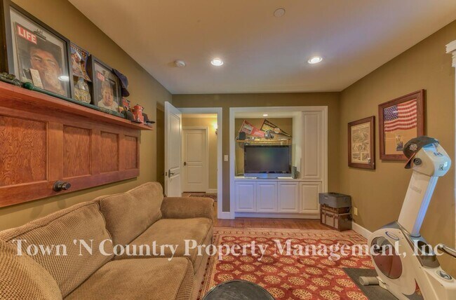 Building Photo - Spacious San Benancio Estate on Over 1 Acre with Workshop, RV Parking & Pasture Area