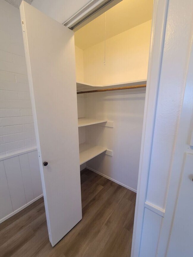 Building Photo - Charming 1 bedroom 1 bathroom