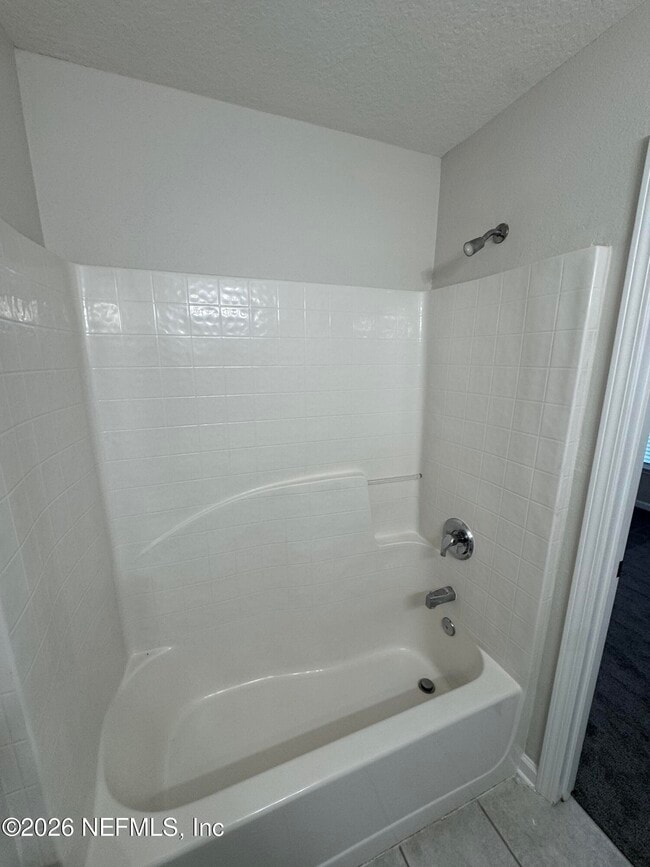 Building Photo - 8428 Thornbush Ct