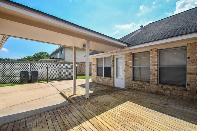 Building Photo - 3107 Barnhill Ln