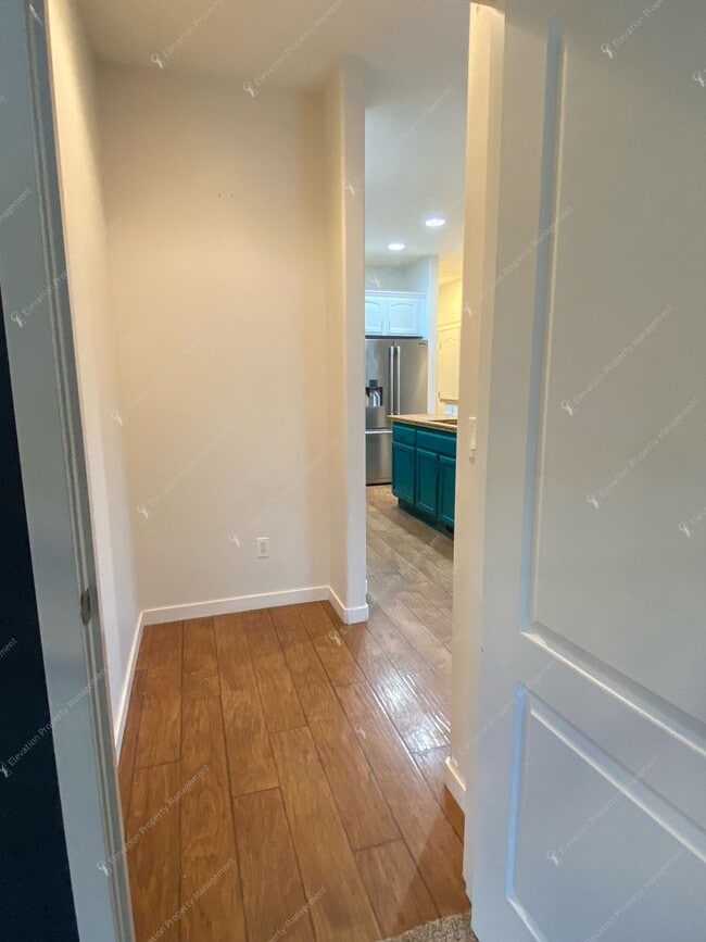 Building Photo - Designer 4BR- 2BA Home by Dry Canyon Park