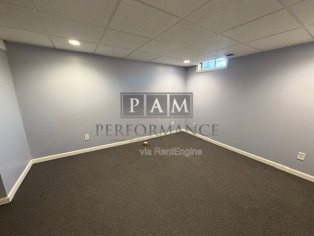 Building Photo - 9229 27th Ave