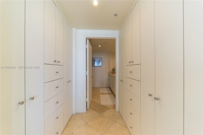 Building Photo - 3400 SW 27th Ave