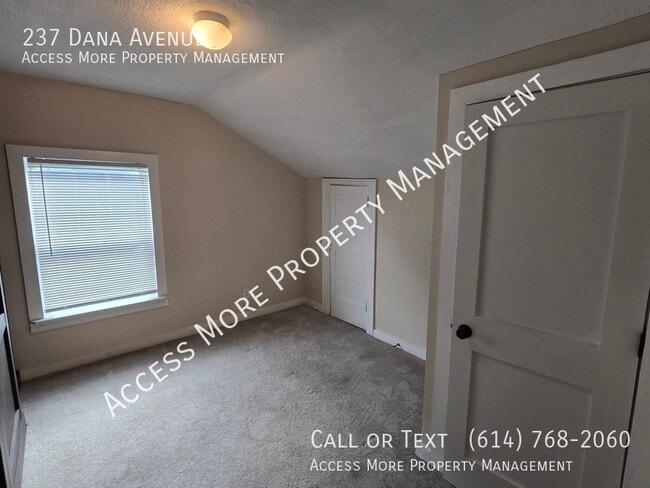 Building Photo - 237 Dana Ave